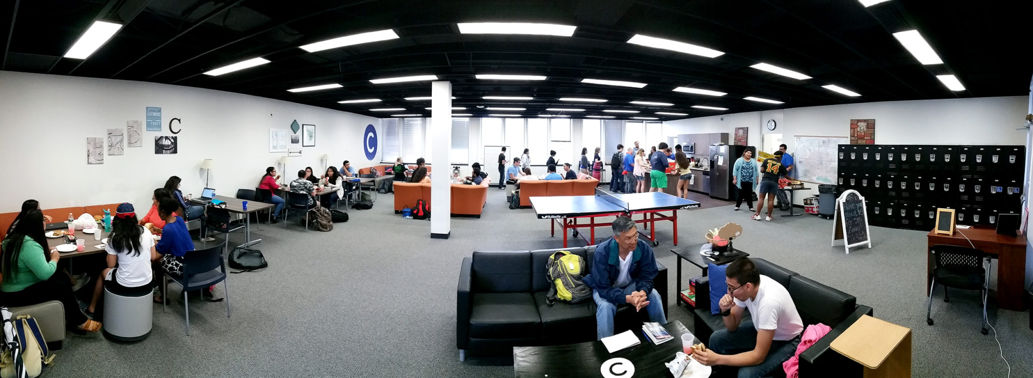 Students in the Commuter Collegium