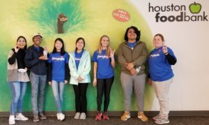 Houston food bank and HCU volunteers 