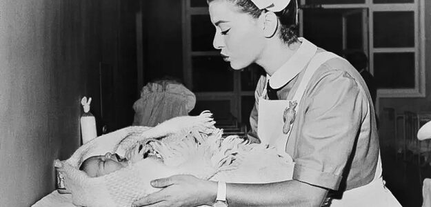 6 of the Most Important Nurses in History