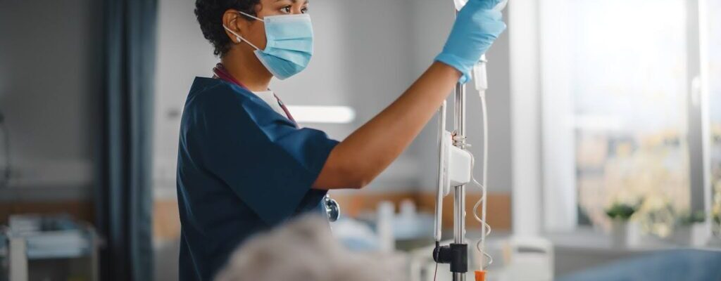 What to Expect When You Earn Your Master of Science in Nursing Online From HCU
